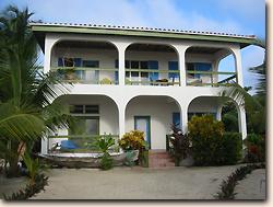 Las Dos Sirenas, A private beachfront villa for vacation rental in San Pedro on the tropical island of Ambergris Caye, Belize