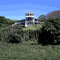 Exterior view of Rosa Blanca 
Country Inn, Costa Rica